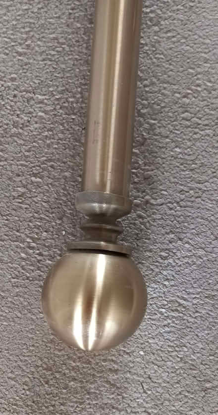 Photo of free Extending Curtain Poles (Barry CF62) #2