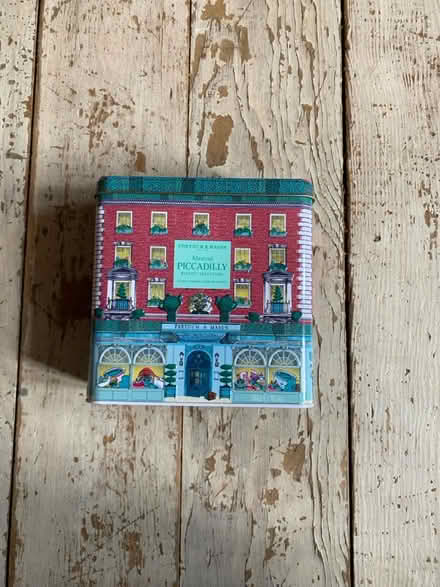 Photo of free Music box biscuit tin (Millwall E14) #1