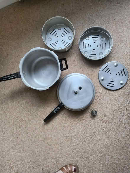 Photo of free Prestige Pressure Cooker (Sidford EX10) #3