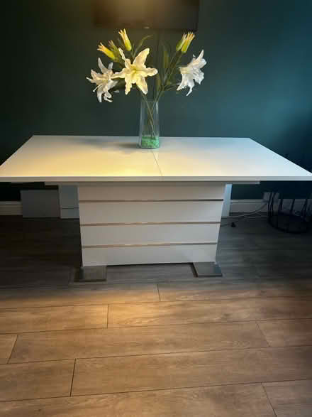 Photo of free Extending dining table & 6 chairs (Chesterfield S43) #1