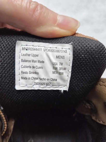 Photo of free Men's boots, 7W (Laurel) #3