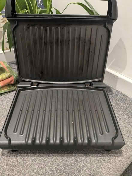 Photo of free George Foreman Grill (Cornton FK9) #2