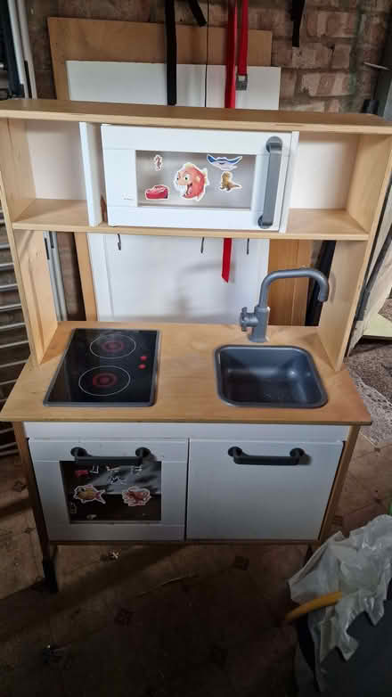 Photo of free Children's wooden play kitchen (Shrub End CO2) #2