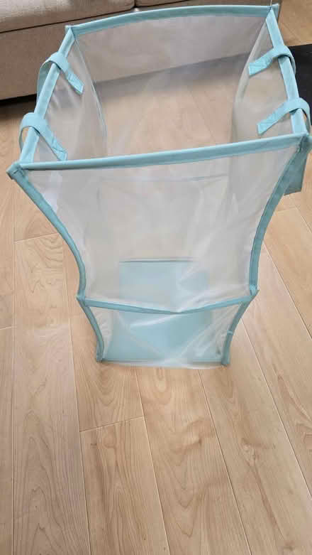 Photo of free Mesh hamper (Forest Glen) #2