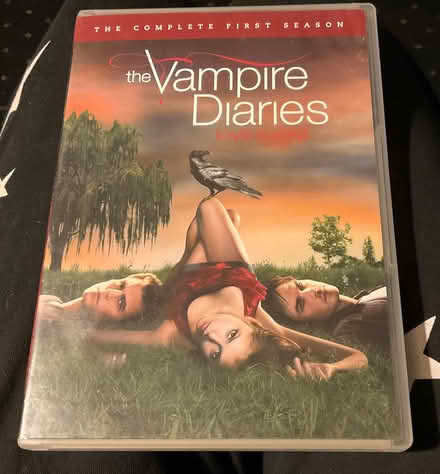 Photo of free The Vampire Diaries DVD (Sale M33) #1
