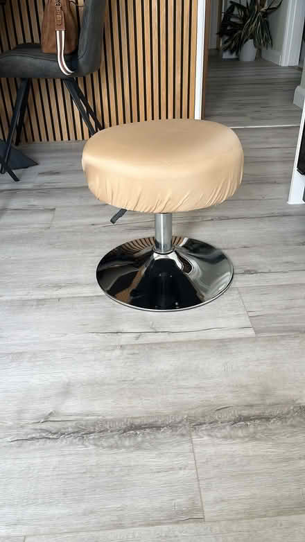 Photo of free Stool chrome (BH25 Barton on Sea.) #1
