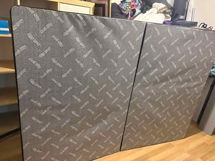 Photo of free Double divan bed (Fairford leys HP19) #2