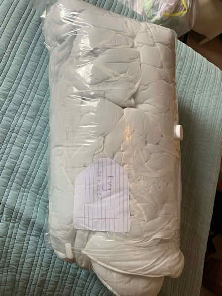 Photo of free King sized duvet (Mayfield EH9) #1