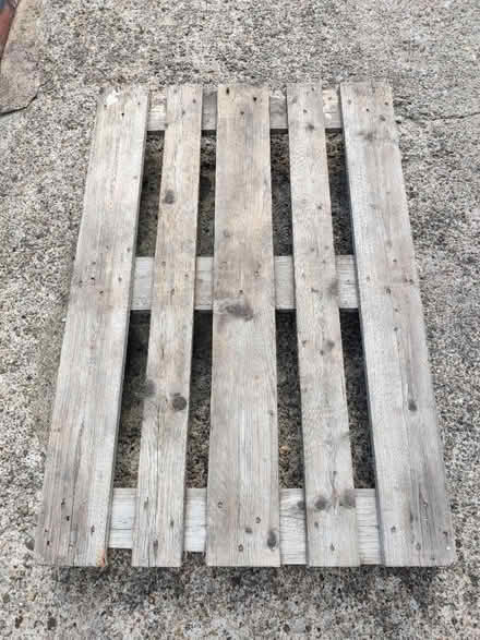 Photo of free Wooden pallet (Headington OX3) #1