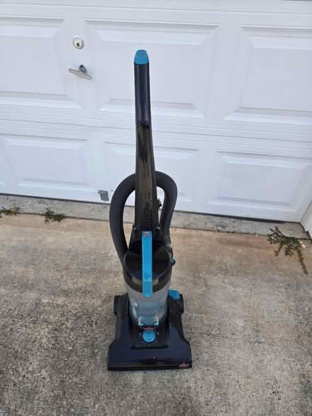 Photo of free Bissell vacuum cleaner (Stockbridge-Mt Zion Rd) #1