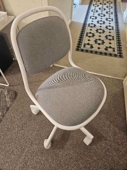 Photo of free Desk chair (E1 Tower Hamlets) #1