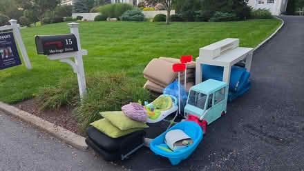 Photo of free ☆curb alert☆ (Heritage Drive Pleasantville) #2