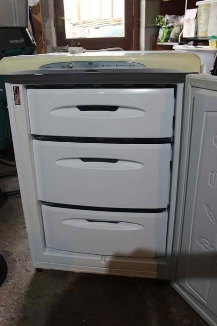 Photo of free Freezer (Burbage SK17) #2