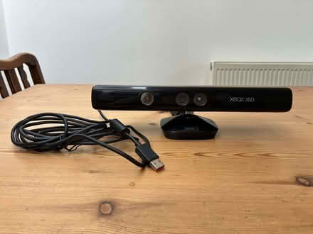 Photo of free XBOX 360 Kinect sensor and XBOX 360 games (Woodlands TW7) #3