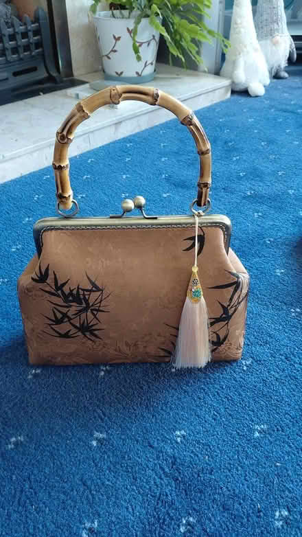 Photo of free Handbag (Dublin 12) #1