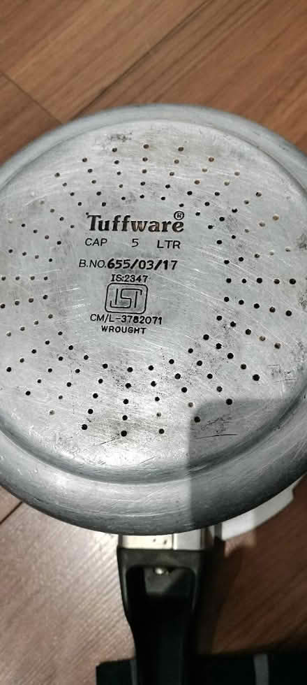 Photo of free aluminium pressure cooker 5li (Harrow HA1) #1