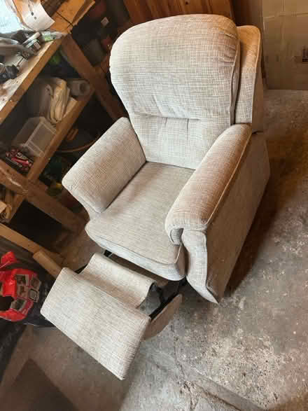 Photo of free Electric reclining chair (Liss GU33) #2
