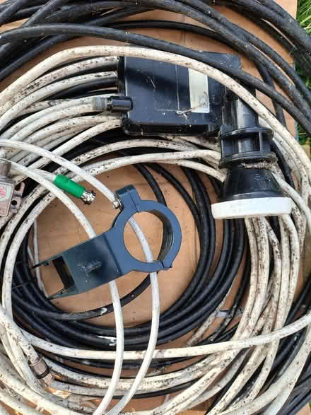 Photo of free TV aerial cable and accessories (Benton NE7) #1