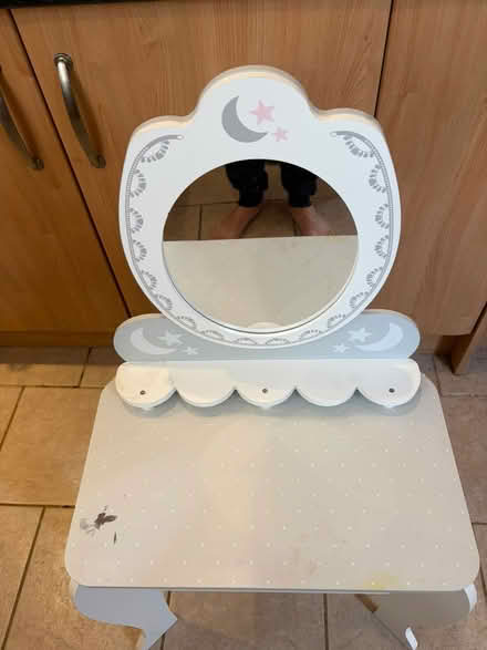 Photo of free Child's dressing table (Ashton under lyne OL7) #2