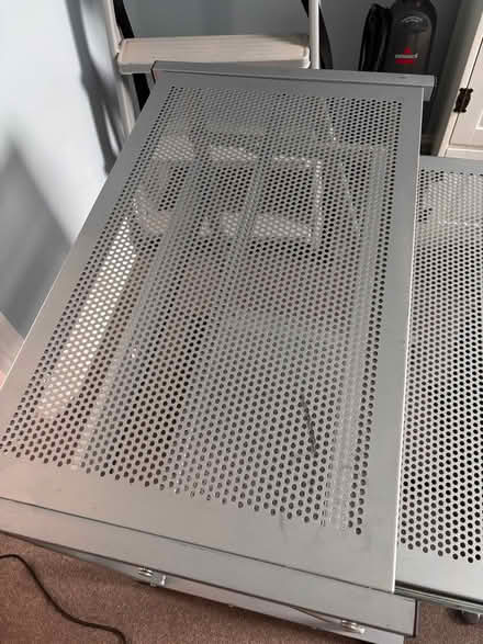 Photo of free Grey computer desk and chair (Wallasey CH45) #3