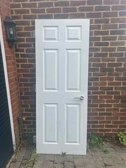 Photo of free White wood door (Manor Park TW18) #1