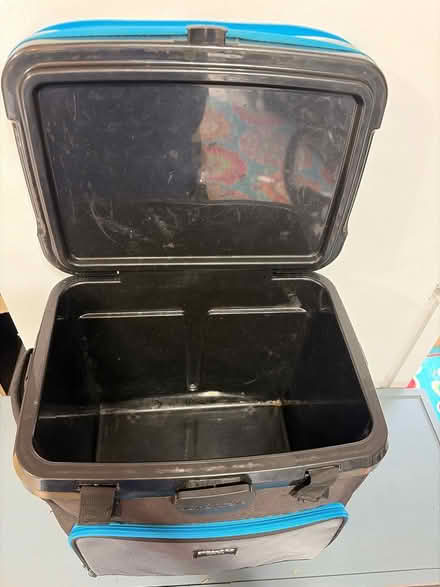 Photo of free Roller Igloo Cooler (S. Leesburg near Banshee Reeks) #2
