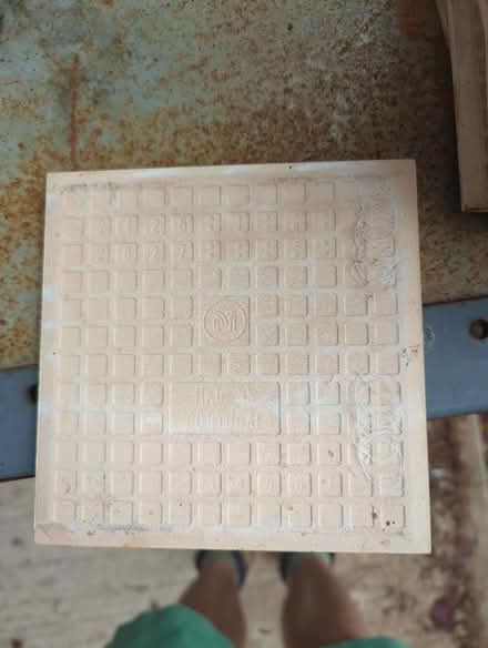 Photo of free White tiles (Leigh-on-Sea SS9) #3