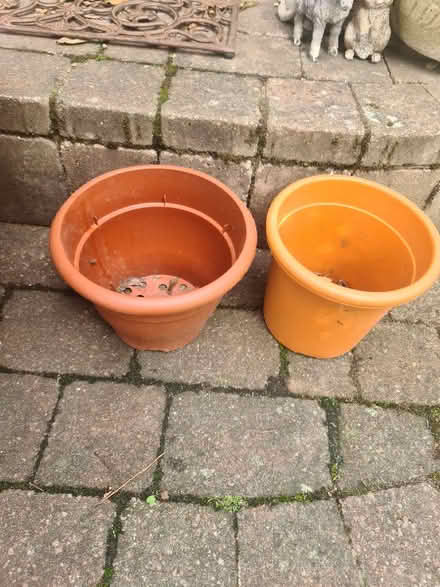 Photo of free Pots (Selsdon CR2) #2