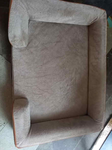 Photo of free Dog bed (Mottingham SE9) #1