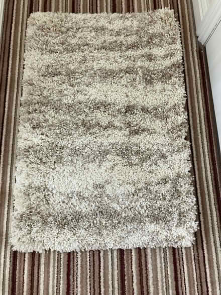 Photo of free Grey and white rug 62x94cm (Wivenhoe CO7) #1