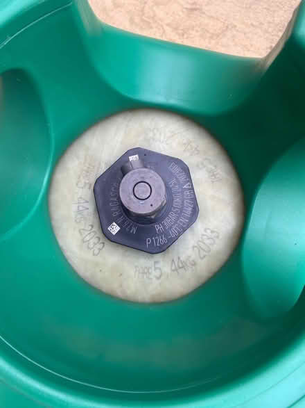 Photo of free BBQ empty gas cylinder (Howhlill Quarries HG3) #3