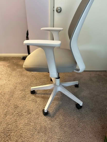 Photo of free Office chair (Owings Mills,MD) #4