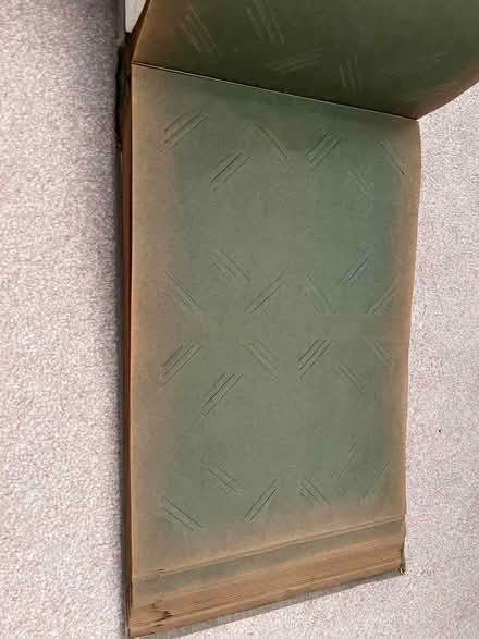 Photo of free Antique postcard album (inscribed 1906) (Chilton OX11) #3
