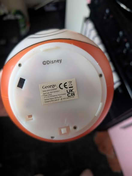 Photo of free Disney light needs batteries (Erith DA8) #2