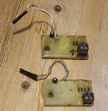Photo of free Photo-electric 'Dusk-to-Dawn' switches x 2, mains. (Henleaze BS9) #1