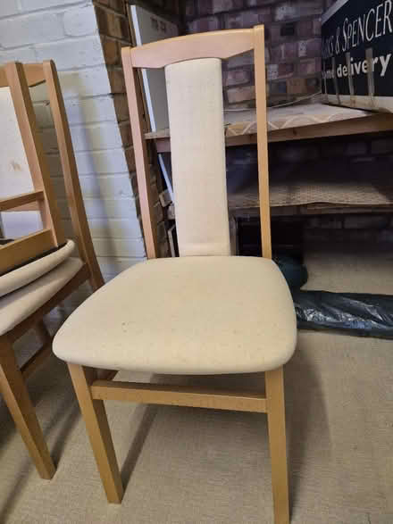 Photo of free 4 dining room chairs (Hemel Hempstead HP3) #1