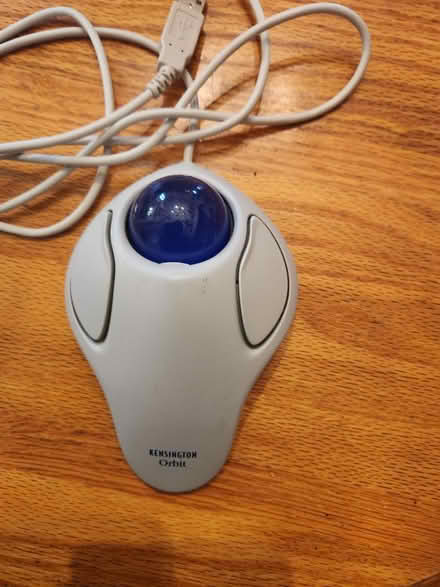 Photo of free Kensington Orbit trackball mouse (Capitol Hill, DC) #1