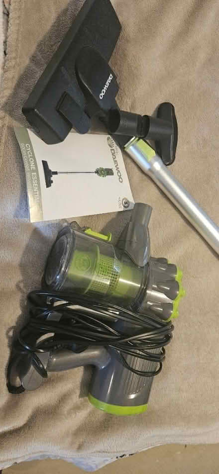 Photo of free Daiwoo vacuum cleaner (Hook RG27) #1