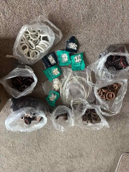 Photo of free Mixture of Curtain fittings (CT163JH) #1