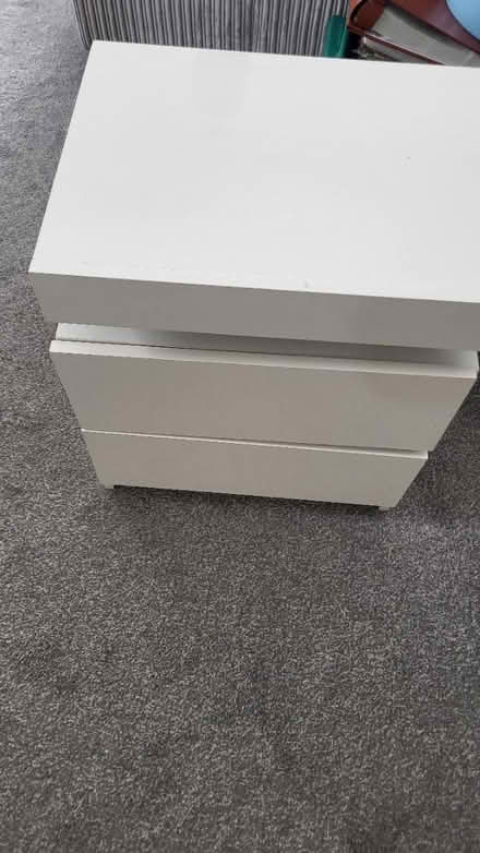 Photo of free White bedside table (Redditch B98 7QE) #1