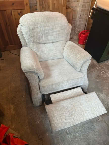 Photo of free Electric reclining chair (Liss GU33) #1