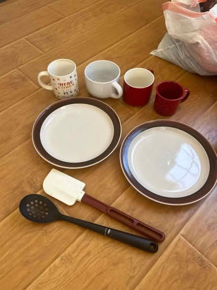 Photo of free Kitchen utensils (Glendale) #1