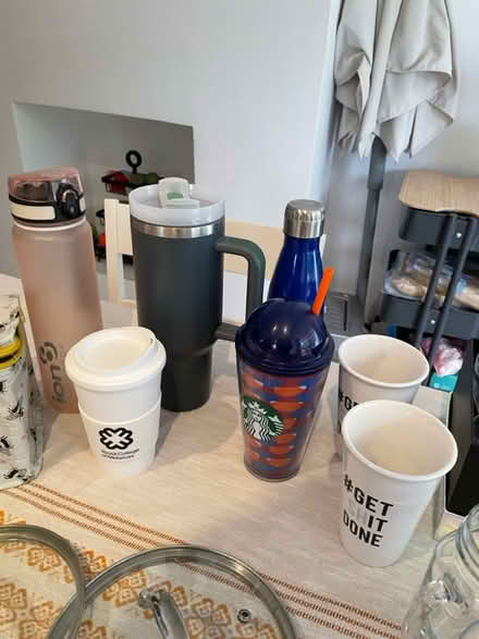 Photo of free Kitchen/Glassware/Randoms (New Malden/SW20) #4