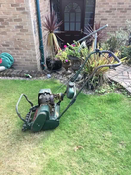 Photo of free Lawn mower (DE56 Mount pleasant Belper) #2