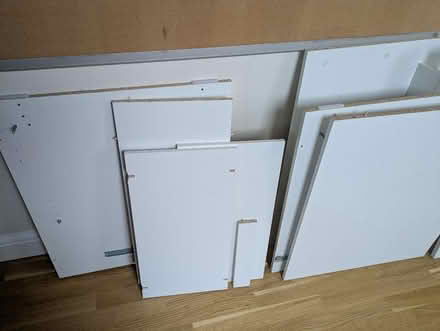 Photo of free White ikea desk (Cutteslowe OX2) #3