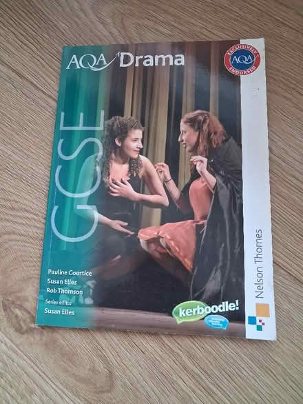 Photo of free GCSE drama book (Rainham Mark ME8) #1