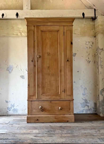 Photo of Small shed or solid wooden cupboard (Hanwell W7) #1