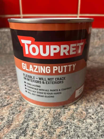 Photo of free White glazing putty (St Leonards-on-Sea, TN37) #1
