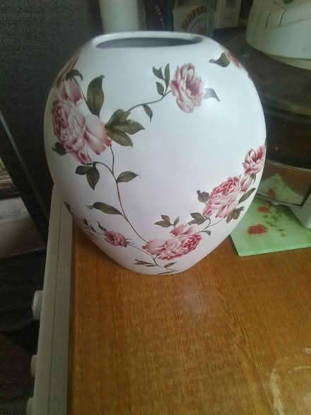 Photo of free China Vase (The Ronkswood WR5) #1