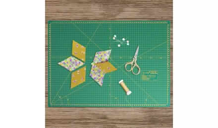 Photo of Cutting mat for crafts (Easton BS5) #1